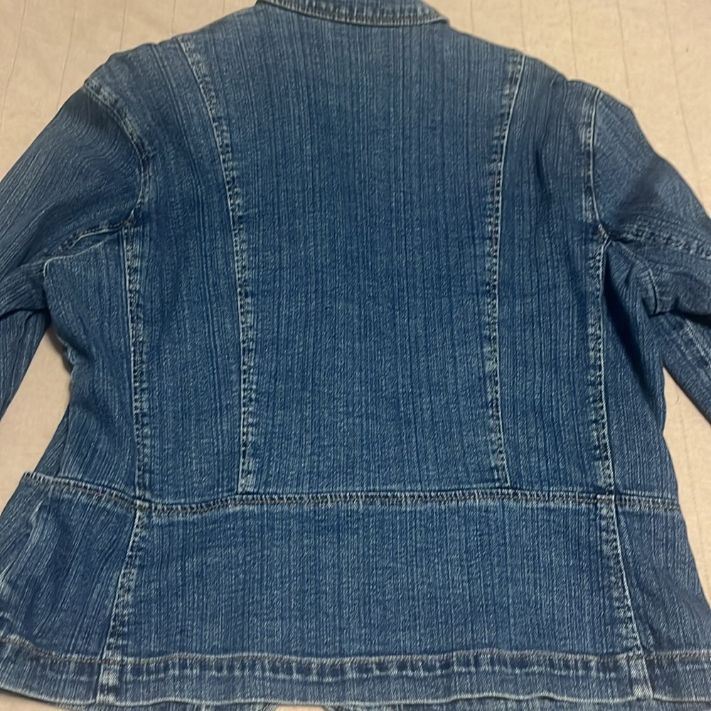 Jean jacket - Picture 6 of 6